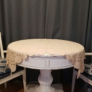 Vintage crochet table cover 